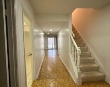 11598 Overleigh Drive - Photo Thumbnail 12