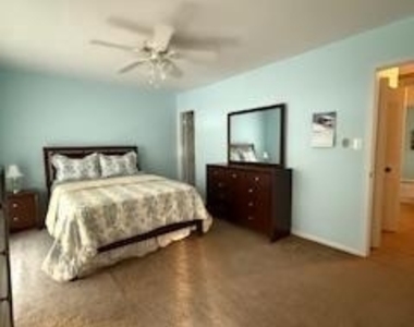 11598 Overleigh Drive - Photo Thumbnail 7