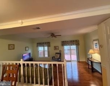 11598 Overleigh Drive - Photo Thumbnail 4