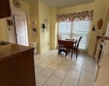11598 Overleigh Drive - Photo Thumbnail 3