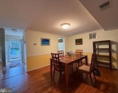 11598 Overleigh Drive - Photo Thumbnail 5