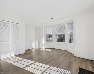5449 Ridge Avenue - Photo Thumbnail 10