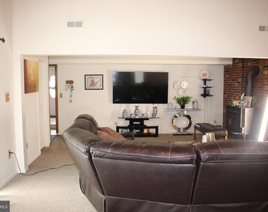 219 Meadow Drive - Photo Thumbnail 35