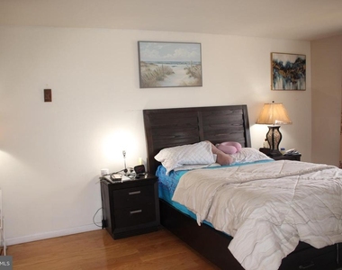 219 Meadow Drive - Photo Thumbnail 4