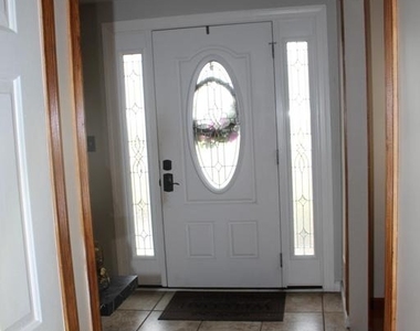 219 Meadow Drive - Photo Thumbnail 39