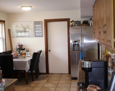 219 Meadow Drive - Photo Thumbnail 11