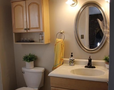 219 Meadow Drive - Photo Thumbnail 24