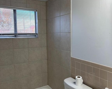 7617 Fontainebleau Drive - Photo Thumbnail 8