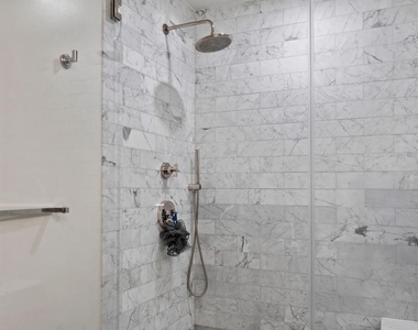 1330 Lancaster Street - Photo Thumbnail 20