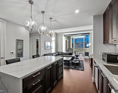 1330 Lancaster Street - Photo Thumbnail 3