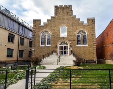 625 Park Road Nw - Photo Thumbnail 2