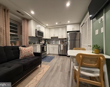 625 Park Road Nw - Photo Thumbnail 1