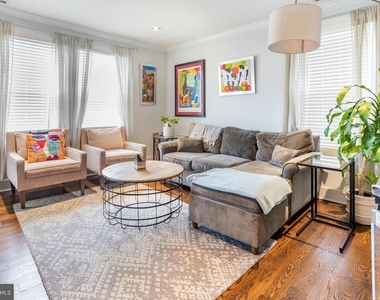 1659 Holbrook Street Ne - Photo Thumbnail 4