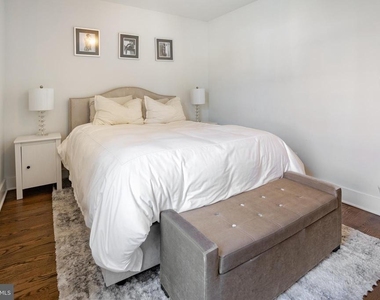 1659 Holbrook Street Ne - Photo Thumbnail 14