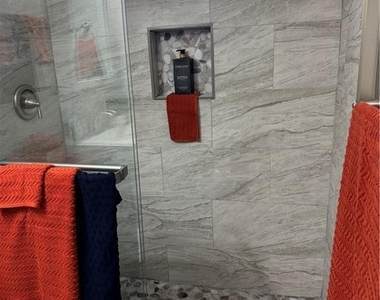 2637 Lester Street - Photo Thumbnail 7