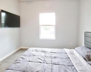 3510 Oleander Avenue - Photo Thumbnail 23