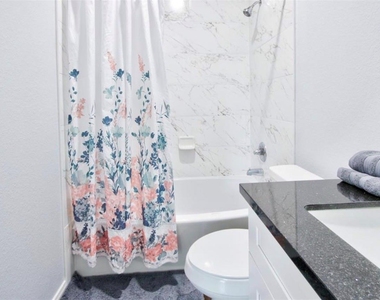 3510 Oleander Avenue - Photo Thumbnail 30
