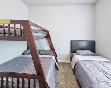 3510 Oleander Avenue - Photo Thumbnail 25