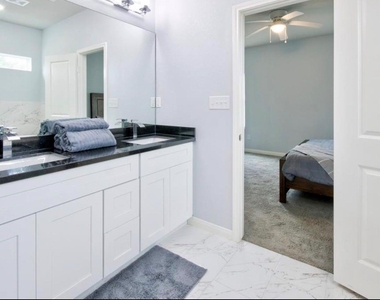 3510 Oleander Avenue - Photo Thumbnail 17