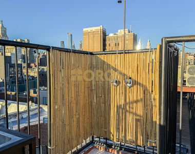 322 East 11th Street - Photo Thumbnail 13
