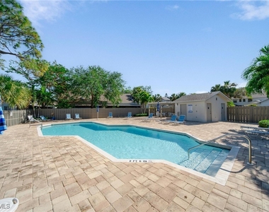 820 Meadowland Drive - Photo Thumbnail 28