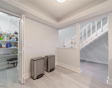 820 Meadowland Drive - Photo Thumbnail 15
