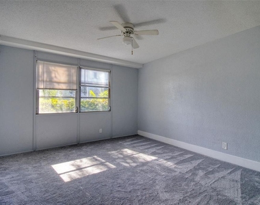 3315 58th Avenue S - Photo Thumbnail 10