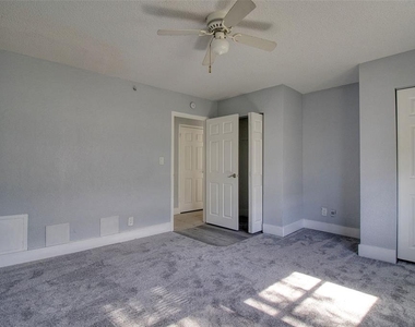 3315 58th Avenue S - Photo Thumbnail 11