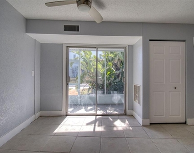 3315 58th Avenue S - Photo Thumbnail 4