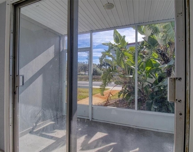 3315 58th Avenue S - Photo Thumbnail 5