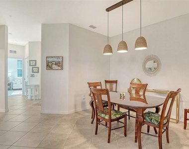 12180 Wellen Golf Street - Photo Thumbnail 16