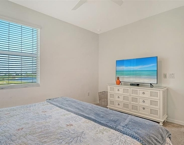 12180 Wellen Golf Street - Photo Thumbnail 21
