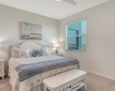 12180 Wellen Golf Street - Photo Thumbnail 20