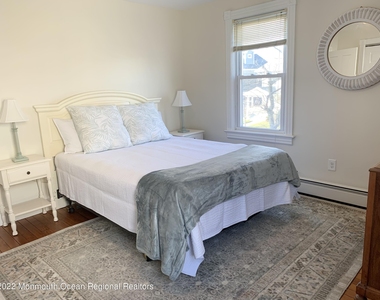 209 4th Avenue - Photo Thumbnail 13