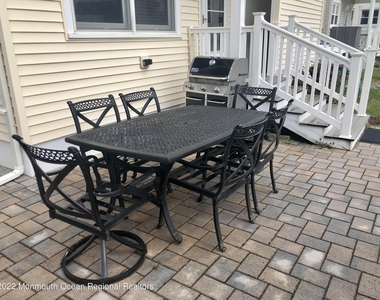 209 4th Avenue - Photo Thumbnail 23