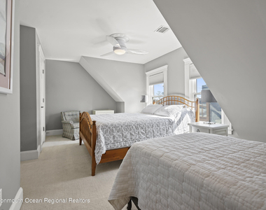 502 Sixth Avenue - Photo Thumbnail 20