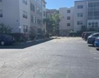 2821 Somerset Drive - Photo Thumbnail 14