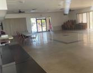 2821 Somerset Drive - Photo Thumbnail 18