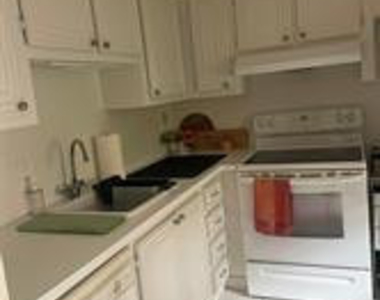 2821 Somerset Drive - Photo Thumbnail 1