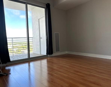 1830 Radius Drive - Photo Thumbnail 9