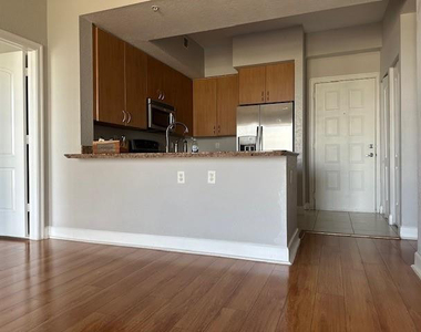 1830 Radius Drive - Photo Thumbnail 3