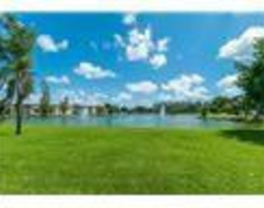8940 S Hollybrook Boulevard - Photo Thumbnail 58