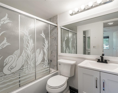 8940 S Hollybrook Boulevard - Photo Thumbnail 7