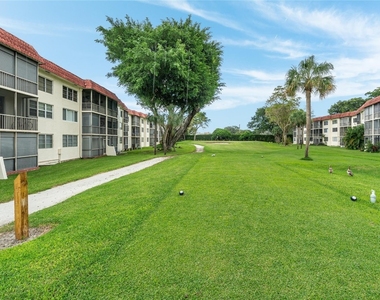 8940 S Hollybrook Boulevard - Photo Thumbnail 18
