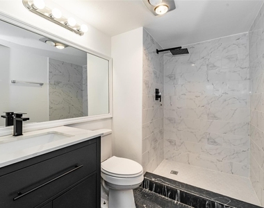 8940 S Hollybrook Boulevard - Photo Thumbnail 4