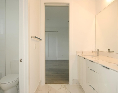 1435 Sw 23rd Street - Photo Thumbnail 15