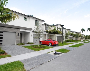 1435 Sw 23rd Street - Photo Thumbnail 30