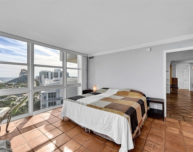 2841 N Ocean Boulevard - Photo Thumbnail 15