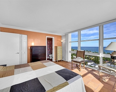 2841 N Ocean Boulevard - Photo Thumbnail 16