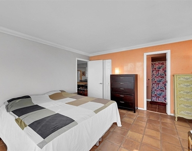 2841 N Ocean Boulevard - Photo Thumbnail 17